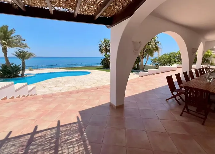 Luxury Private And Pool At Red Sea
